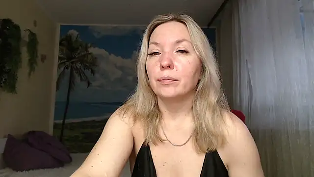 soaring love online show from 12-15-25, 05:35