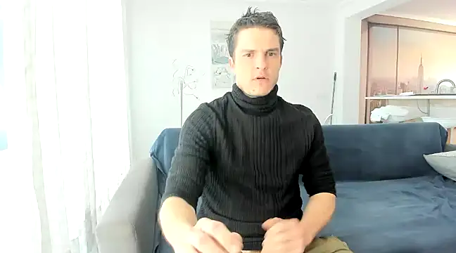 Snapshot of HeteroOli chatting on 02-06-25, 10:47 HeteroOli online show from 02-06-25, 10:47