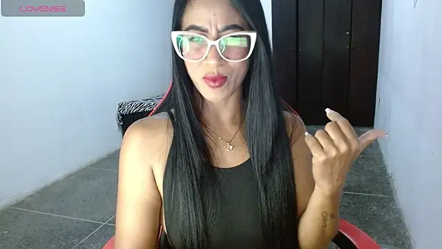 Snapshot of Emiliklauss22 chatting on 05-31-26, 11:16 Emiliklauss22 online show from 05-31-26, 11:16