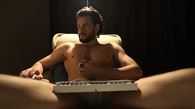 Keen   Luckystrike online show from 03-15-26, 10:28