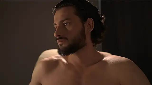 Keen   Luckystrike online show from 04-11-26, 06:32