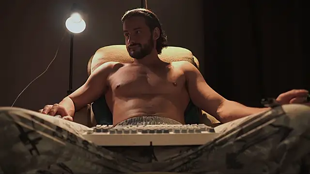 Keen   Luckystrike online show from 01-14-26, 09:35