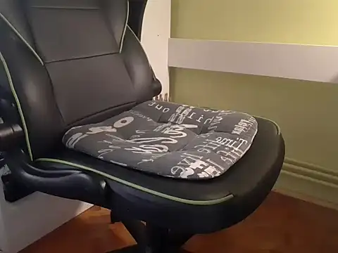 feathersify online show from 02-04-26, 06:52