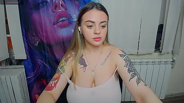 Snapshot of Lilia_Moon chatting on 03-26-26, 10:57 Lilia Moon online show from 03-26-26, 10:57