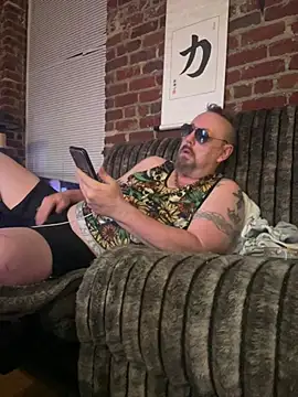 Snapshot of Littledick007007 chatting on 03-05-26, 10:23 Littledick007007 online show from 03-05-26, 10:23