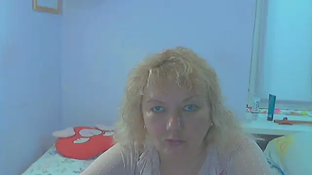 Snapshot of Lusi-777 chatting on 05-10-26, 02:30 Lusi-777 online show from 05-10-26, 02:30