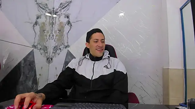 yeckodream online show from 11-13-25, 06:17