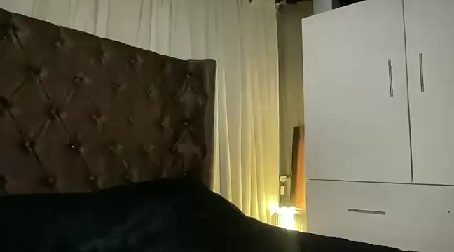 Snapshot of Lilly_cruz chatting on 03-13-25, 06:34 Lilly cruz online show from 03-13-25, 06:34