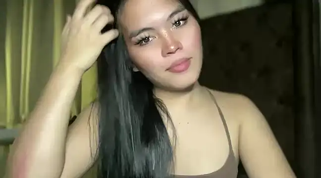 Snapshot of Lilly_cruz chatting on 01-25-25, 12:05 Lilly cruz online show from 01-25-25, 12:05