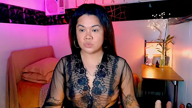 asiankatyhuge online show from 10-28-25, 11:47