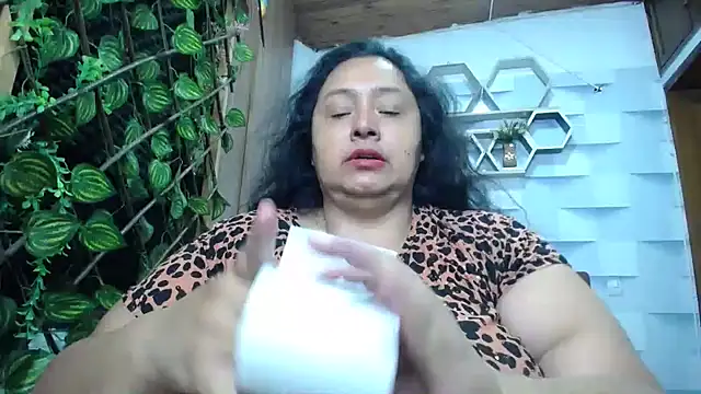 TistMature online show from 12-16-25, 01:15