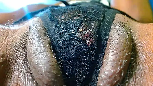 bethanywilson 23 online show from 11-29-25, 05:24