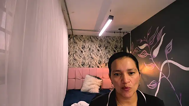 MarilynMiilf  online show from 03-10-25, 07:18