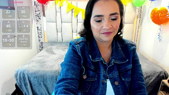 MarilynMiilf  online show from 06-11-26, 05:32