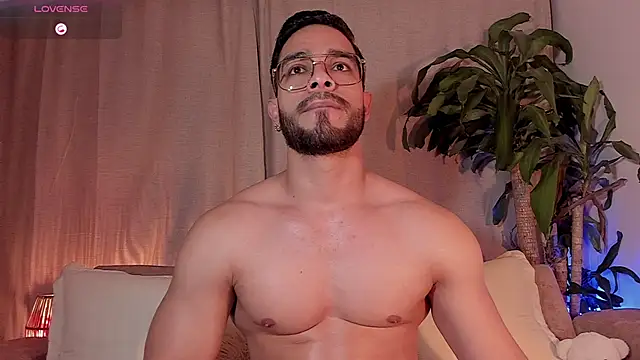 Josseph1  online show from 11-14-25, 01:42