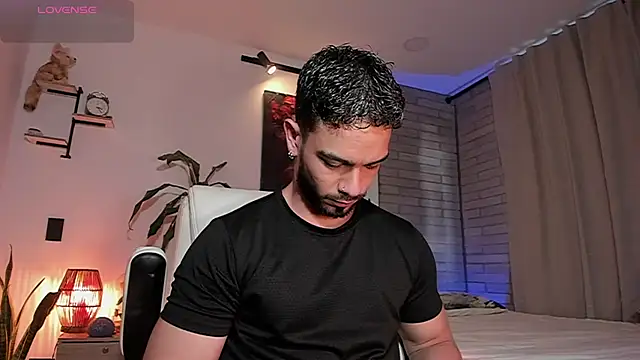 Snapshot of Josseph1_ chatting on 07-17-26, 11:13 Josseph1 online show from 07-17-26, 11:13