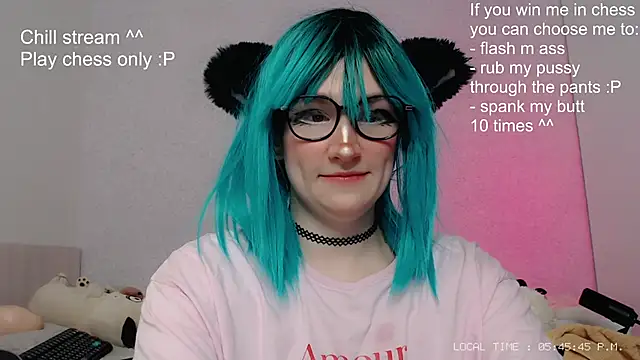 kitty alika online show from 01-06-25, 02:47