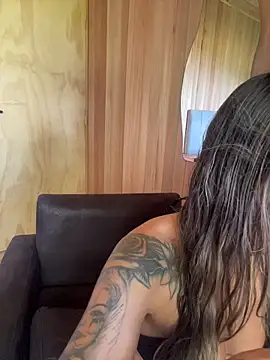 Snapshot of AliceStone19 chatting on 04-03-26, 06:14 AliceStone19 online show from 04-03-26, 06:14