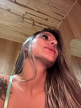 Snapshot of AliceStone19 chatting on 03-26-26, 06:06 AliceStone19 online show from 03-26-26, 06:06