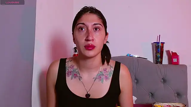 Red-moon1 online show from 11-28-25, 04:56