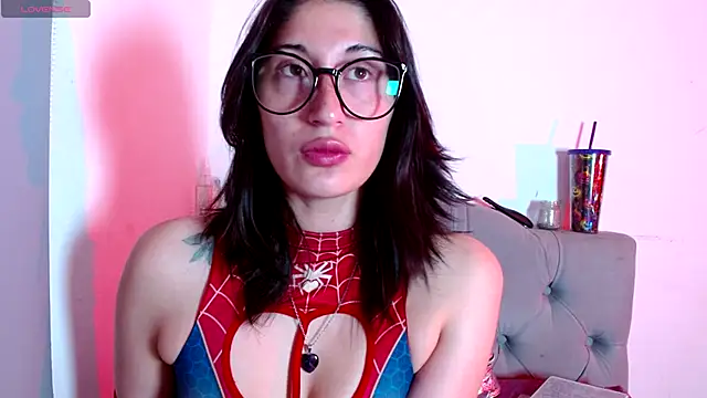 Red-moon1 online show from 11-03-25, 06:07