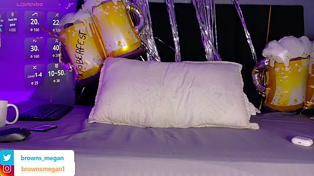 Megan browns1 online show from 09-24-25, 01:06