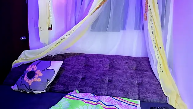 sophiaamethystt online show from 05-02-26, 10:15
