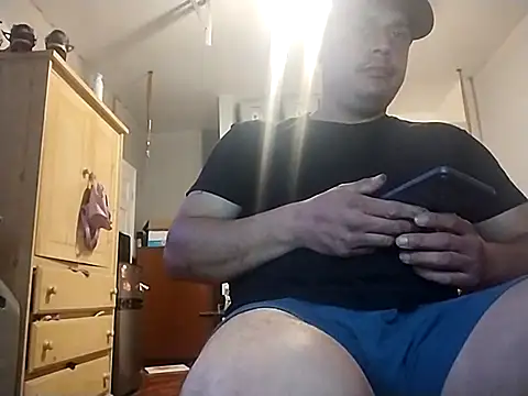 thickcocklatino online show from 02-26-26, 04:07