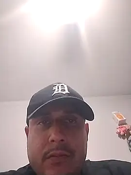 thickcocklatino online show from 10-27-25, 12:11