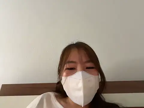 Snapshot of Onee-Chew chatting on 06-06-26, 04:34 Onee-Chew online show from 06-06-26, 04:34