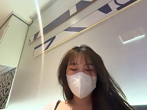 Snapshot of Onee-Chew chatting on 06-16-26, 04:29 Onee-Chew online show from 06-16-26, 04:29