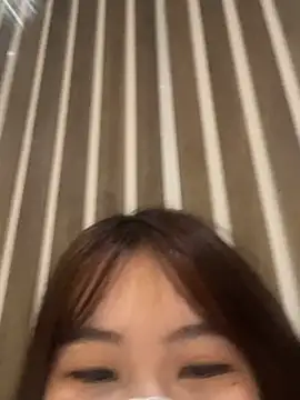 Snapshot of Onee-Chew chatting on 05-15-26, 07:50 Onee-Chew online show from 05-15-26, 07:50