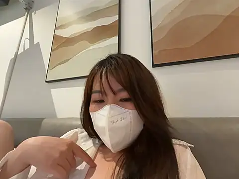 Snapshot of Onee-Chew chatting on 07-28-26, 04:39 Onee-Chew online show from 07-28-26, 04:39