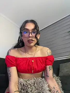 Samantha Bernardo online show from 06-18-26, 04:44