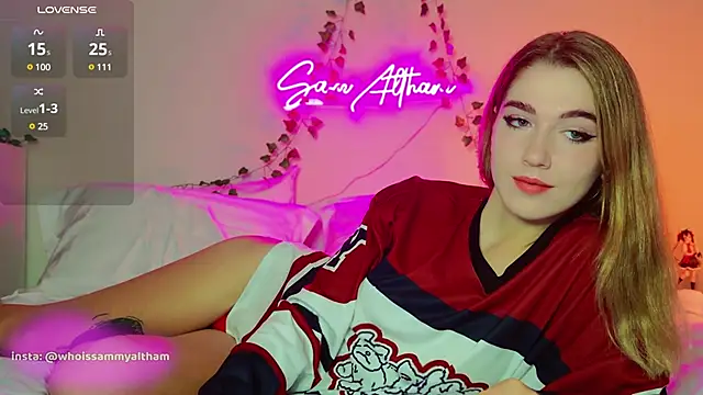 Snapshot of sam_altham chatting on 02-16-25, 11:28 sam altham online show from 02-16-25, 11:28