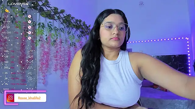 Snapshot of Rosse_khalifa2 chatting on 02-04-25, 02:39 Rosse khalifa2 online show from 02-04-25, 02:39