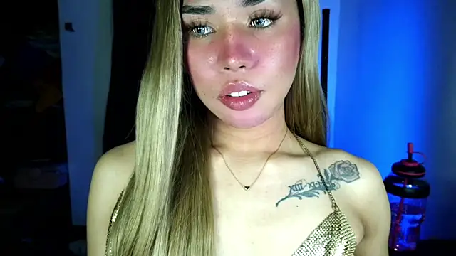 Snapshot of hotfuckingprincess chatting on 06-06-26, 02:50 hotfuckingprincess online show from 06-06-26, 02:50