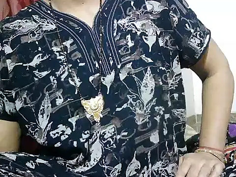 Snapshot of RukminiNew chatting on 02-20-26, 11:01 RukminiNew online show from 02-20-26, 11:01