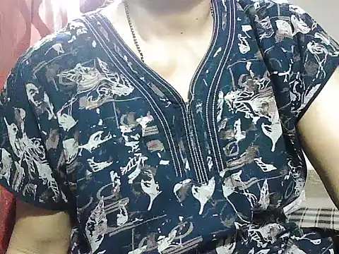 Snapshot of RukminiNew chatting on 06-19-26, 02:50 RukminiNew online show from 06-19-26, 02:50