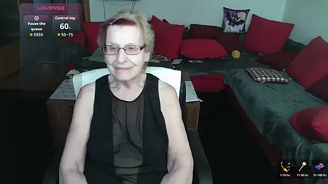 HeisseomaOriginal online show from 11-11-25, 08:09