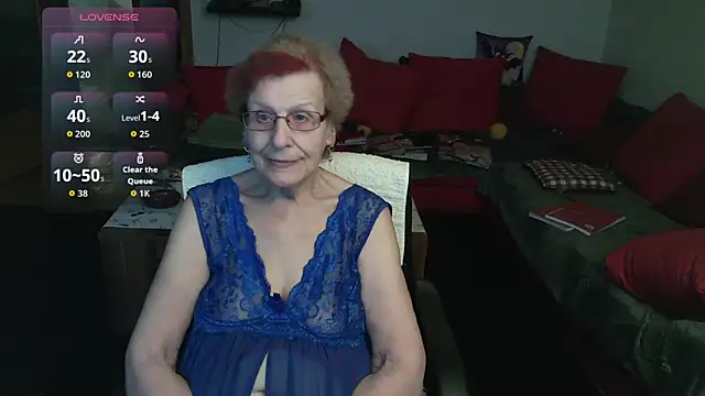 HeisseomaOriginal online show from 01-14-26, 08:18