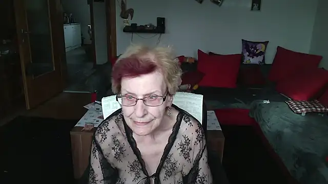 HeisseomaOriginal online show from 04-10-26, 07:15