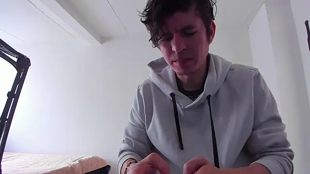 Headhunterdz online show from 04-15-26, 07:58