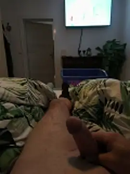Snapshot of Andy7430 chatting on 06-12-26, 06:33 Andy7430 online show from 06-12-26, 06:33