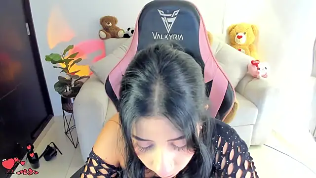 eval lee18 online show from 03-08-26, 04:38