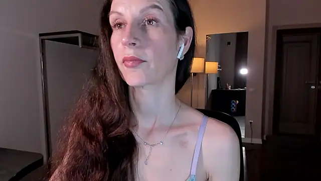 Mila Anders online show from 01-08-26, 08:37