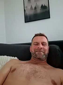 Snapshot of Mjn34 chatting on 07-08-26, 02:51 Mjn34 online show from 07-08-26, 02:51