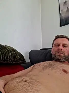 Snapshot of Mjn34 chatting on 03-03-26, 02:57 Mjn34 online show from 03-03-26, 02:57