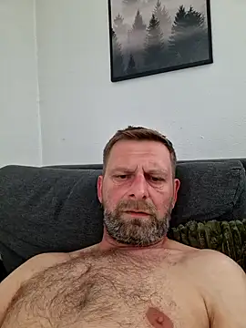 Snapshot of Mjn34 chatting on 05-26-26, 02:48 Mjn34 online show from 05-26-26, 02:48