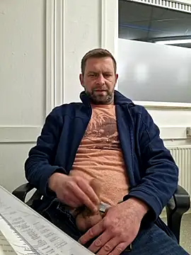 Mjn34 online show from 02-26-25, 06:40